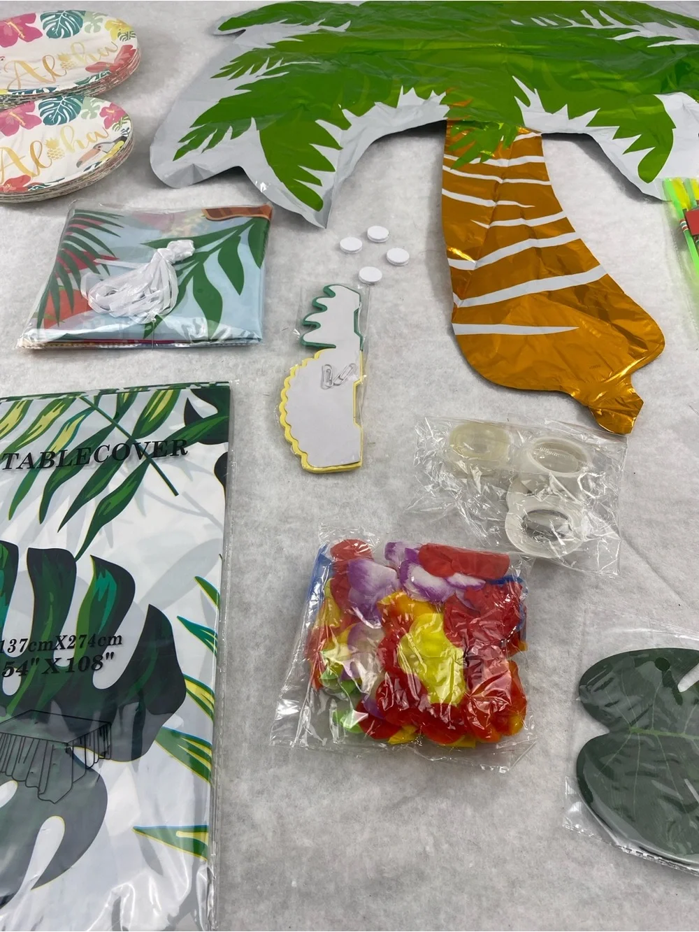 Tropical Aloha Birthday Party Decorations - Multicolor